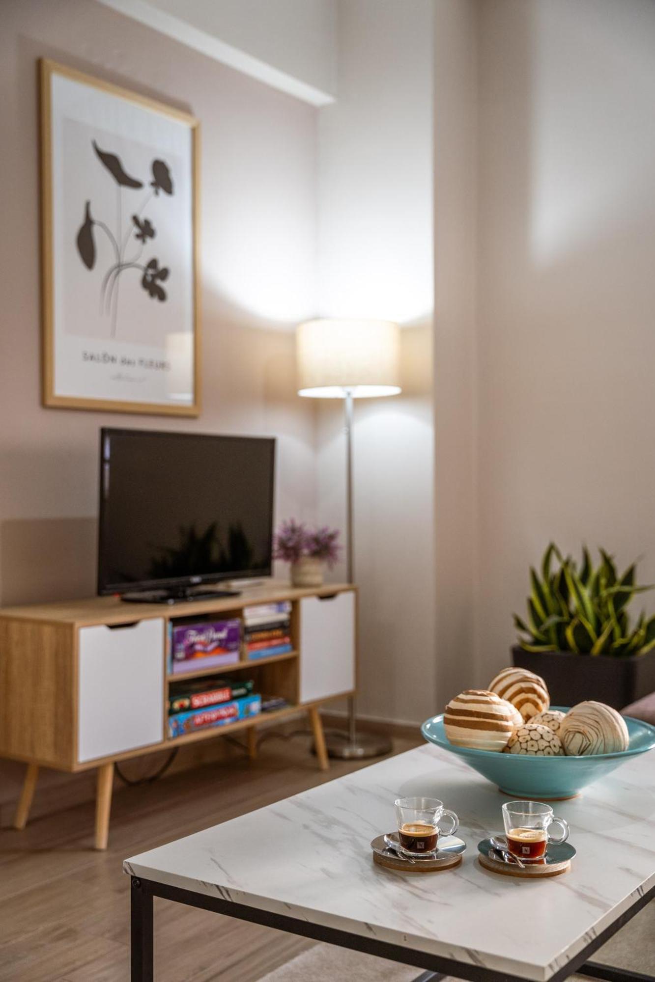 Lilium Luxury Apartment إيغومينيتسا المظهر الخارجي الصورة